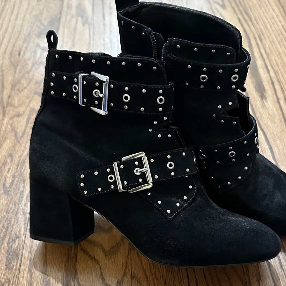 Rebecca Minkoff Black Studded Buckle Ankle Boots - Picture 2 of 8